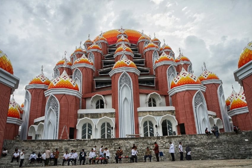 Jadwal Salat dan Imsakiyah Kota Makassar Hari Ini, 19 Ramadan 1447 H