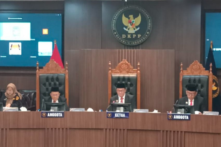 DKPP Tolak Aduan Bonatua soal Dugaan Pelanggaran Kode Etik KPU Terkait Ijazah Jokowi